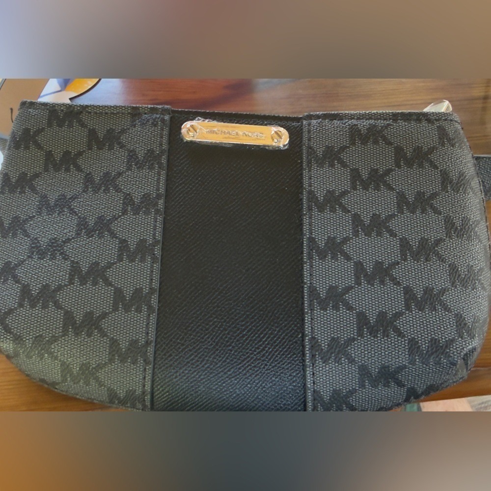 Michael Kors Logo Belt Bag